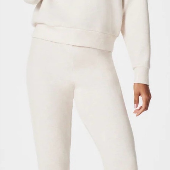 Spanx heather oatmeal, tapered pants - Picture 2 of 2